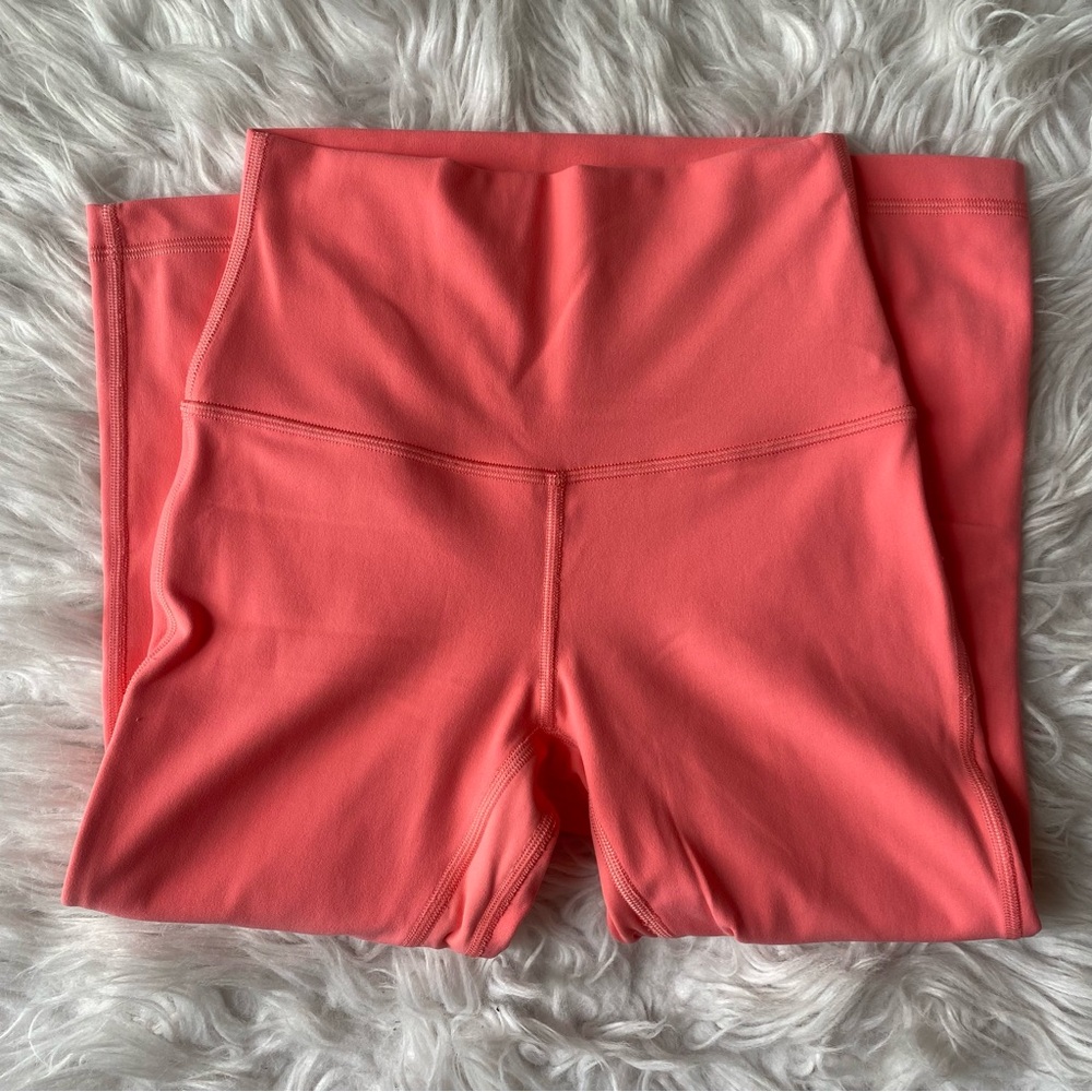 Lululemon Align High Rise Crop 17” Leggings Women’s Size 2 Raspberry Cream